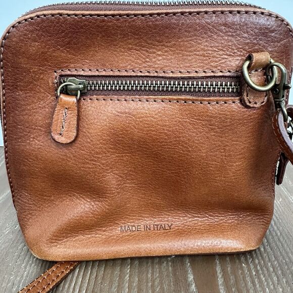 Bratesi Firenze Small Cognac Leather Crossbody Purse [Made in Italy] - Picture 3 of 10